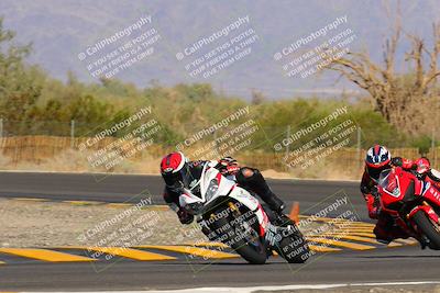 media/Oct-09-2022-SoCal Trackdays (Sun) [[95640aeeb6]]/Turn 3 (930am)/